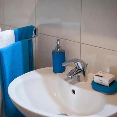 Free Private Garage Appartamento